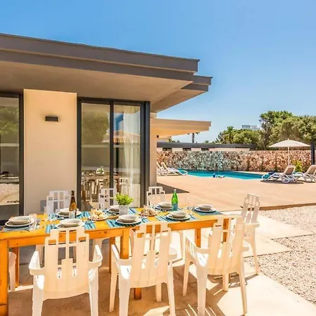 וילה Cala'n Blanes Sleeps 8 With Air Con And Wifi